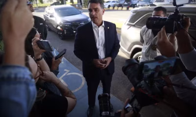 Crise do Master abala palanques de Flávio Bolsonaro e força aliados a se descolarem em estados estratégicos