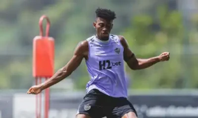 Atlético-MG: Artilheiro Cassierra é cortado de última hora contra o Vasco com dores musculares