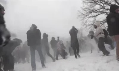 Frio nos EUA: Tempestade de Inverno Causa Caos e Cancela Mais de 17.000 Voos Até Segunda-feira