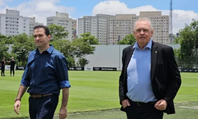 Corinthians cobra profissionalismo da arbitragem do Paulistão 2026 e reclama de erros em jogos cruciais