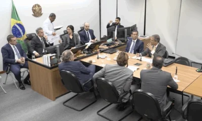 Acareação PF: Dono do Banco Master e Ex-Presidente do BRB divergem sobre origem de carteiras de crédito