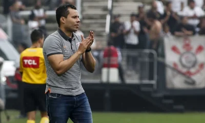 Jair Ventura, ex-técnico do Corinthians, relembra vice da Copa do Brasil de 2018 e elogia decisivos como Memphis Depay
