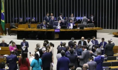 Câmara aprova Auxílio Gás do Povo com botijão gratuito para baixa renda; Senado analisa