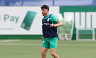 Abel Ferreira cobra reforços e expõe necessidade de reposições no Palmeiras após derrota