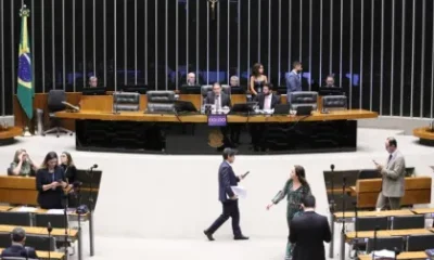 Criação de 17.500 Cargos Amplia Estrutura do Governo Federal para Educação e Gestão Pública