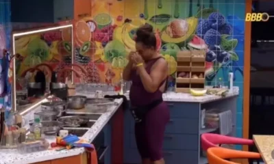 Solange Couto passa mal no BBB 26 com dor intensa e busca atendimento médico; atriz relata "uretra pegando fogo"