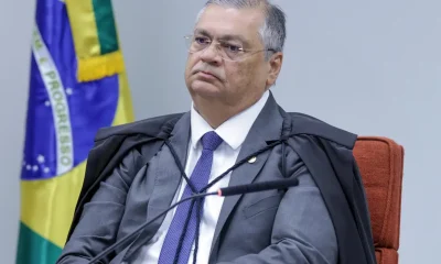 Dino ordena fim de 'penduricalhos' em todos os Três Poderes e mira em auxílios extras ilegais