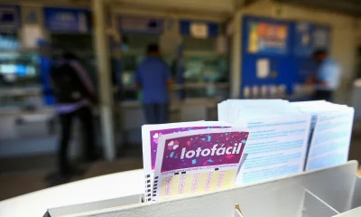 Lotofácil 3606: Sete apostadores faturam mais de R$ 620 mil cada com prêmio principal; confira os números sorteados