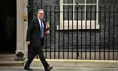 Premiê do Reino Unido, Keir Starmer, enfrenta crise sem precedentes e risco de queda em fevereiro