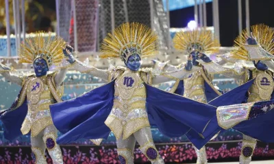 Rosas de Ouro inspira-se nas estrelas e desbrava a astrologia na passarela do Anhembi