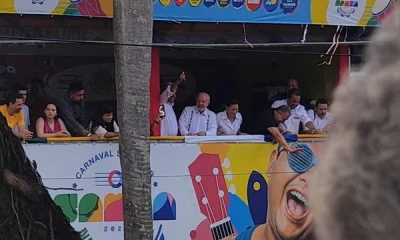 Lula desembarca em Salvador para curtir o Carnaval e prestigiar o bloco As Muquiranas no circuito Campo Grande