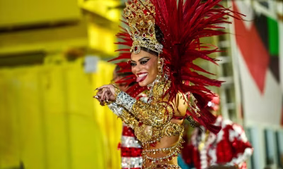 Juliana Paes retorna triunfalmente à Sapucaí como rainha da Viradouro após 18 anos, impulsionada por sonho familiar