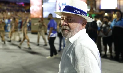 Acadêmicos de Niterói rebaixada após homenagem a Lula: polêmica e acusações de perseguição marcam desfile