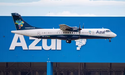 Ações da Azul em Queda Livre: Oferta Bilionária para Reestruturação Afunda Valor de Mercado em 36%