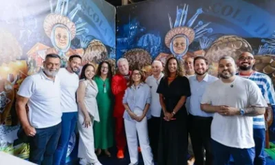 Janja usa voo da FAB para compromissos oficiais e visita a escola de samba que homenageou Lula