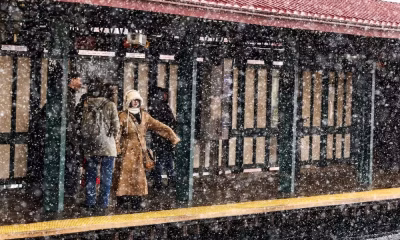 Nova York decreta toque de recolher e emergência por tempestade de neve histórica