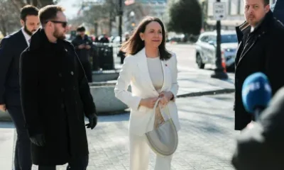 Corina Machado critica Delcy Rodríguez como "parte do regime" após encontro com Trump na Casa Branca