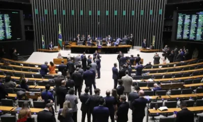 Câmara dos Deputados Reverte Mudanças do Senado e Aprova PL Anticrime com Foco em Facções Criminosas