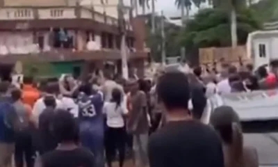 Lula é alvo de protestos com gritos de "ladrão" e "ex-presidiário" durante visita a Ubá (MG)