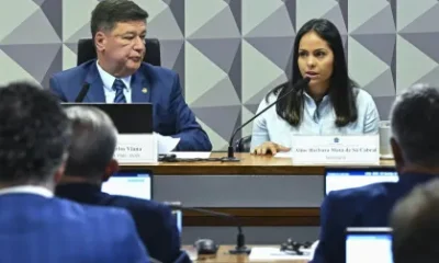Secretária de "Careca do INSS" nega repasses a Lulinha em depoimento à CPMI