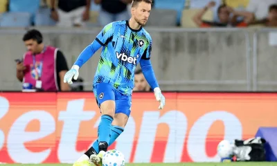Corinthians avança em negociações por goleiro experiente do Botafogo para reforçar elenco