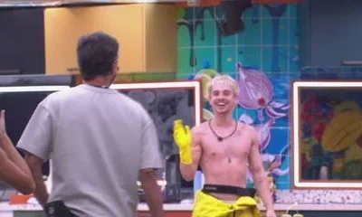 BBB 26: Breno e Juliano Floss Recepcionam Alberto Cowboy com Brincadeira Após 'Barrado no Baile'