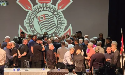 Reforma do Estatuto do Corinthians: Votação cancelada no Conselho após embate entre presidentes