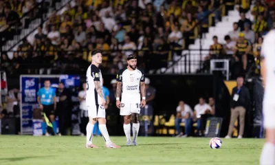 Corinthians busca liderança do Brasileirão contra Coritiba após hiato de 11 dias