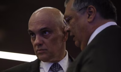 Moraes autoriza busca em jornalista por reportagem sobre carro funcional de Flávio Dino; entidades criticam