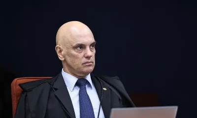 Alexandre de Moraes reavalia e impede visita de assessor de Trump a Bolsonaro após alerta do Itamaraty