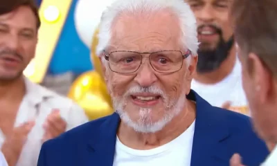 Carlos Alberto de Nóbrega comemora 90 anos com pico de audiência e vice-liderança para A Praça É Nossa