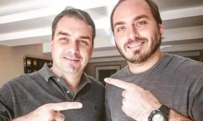 Carlos Bolsonaro defende Flávio após vídeo em Rondônia e cita pedido de Jair: "Estarei esperando"