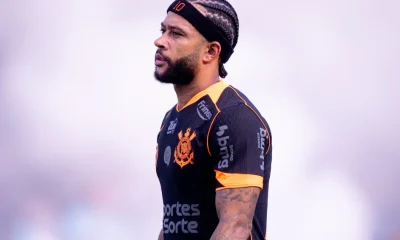 Dorival lamenta desfalques no Corinthians e revela preocupação com joelho de Memphis Depay