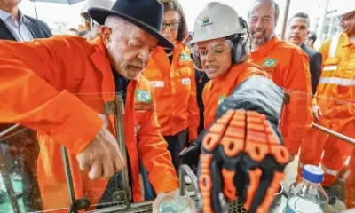 Lula defende estoque regulador de petróleo e recompra de refinaria da Petrobras na Bahia