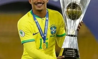 Alex Sandro é cortado da Seleção Brasileira e Kaiki Bruno, do Cruzeiro, é convocado por Ancelotti para amistosos