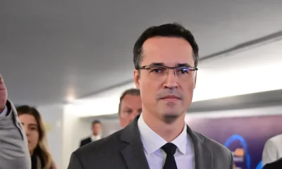Deltan Dallagnol anuncia pré-candidatura ao Senado pelo Paraná em evento que filia Sergio Moro ao PL