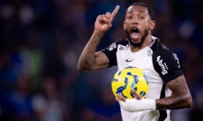 Atraso de José Martínez: Volante venezuelano gera insatisfação na comissão técnica do Corinthians por ausência