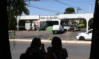 Moraes exige explicações de Bolsonaro em 24h sobre acesso a vídeo de Eduardo