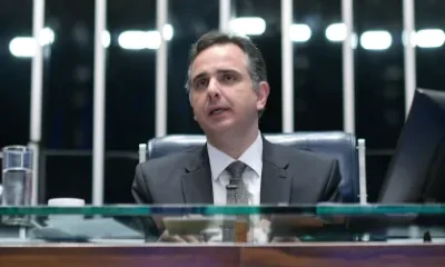 Rodrigo Pacheco se filia ao PSB e mira governo de Minas com apoio de Lula e Alckmin