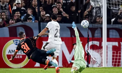 Com brilho de Garro, Corinthians supera Platense na estreia da Libertadores e inicia era Diniz com vitória