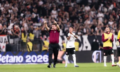 Fernando Diniz exalta espírito de luta do Corinthians após empate no Dérbi contra Palmeiras