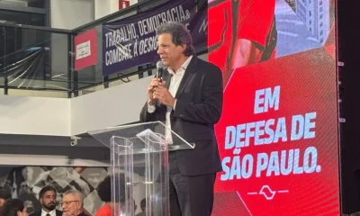 PT busca PSDB para "frente ampla" em São Paulo, mas tucanos rejeitam aliança histórica