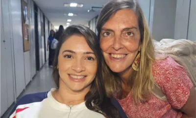 Lais Souza: Ex-ginasta aparece de pé em evento público pela primeira vez desde 2014 com auxílio de órtese