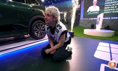 Juliano Floss é o primeiro finalista do BBB 26 após vencer a Prova do Finalista e garantir prêmio de R$ 200 mil