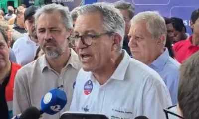 Padilha chama Capitão Wagner de "picareta" e "abestado" após críticas sobre ônibus para pacientes no Ceará