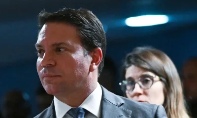 EUA expulsam delegado da PF que atuou na prisão de Ramagem e acusam Brasil de "manipular" sistema