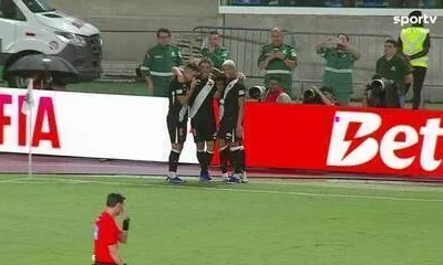 Vasco: Spinelli, Gómez e Rojas brilham e garantem vitória crucial pela Copa do Brasil; veja notas