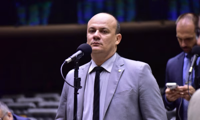 Oposição pede impeachment de Gilmar Mendes por inclusão de Zema em inquérito das fake news