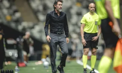 Atlético-MG: Eduardo "Barba" Domínguez vê invencibilidade ruir com goleada do Flamengo na Arena MRV