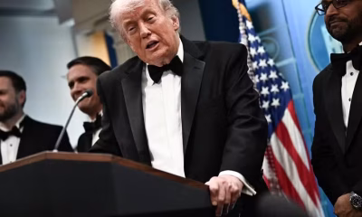 Trump se enfurece com jornalista da CBS, a chama de "vergonhosa" após questionamento sobre manifesto de atirador